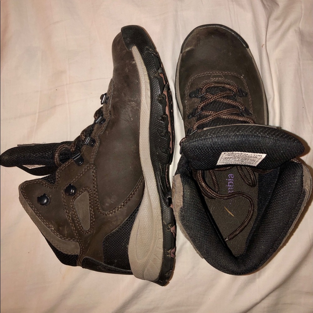 Columbia Hiking Boots sz 7.5